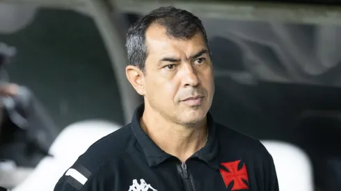 Corinthians aprova volta de Carille, do Vasco, após saída de Ramón Díaz.
