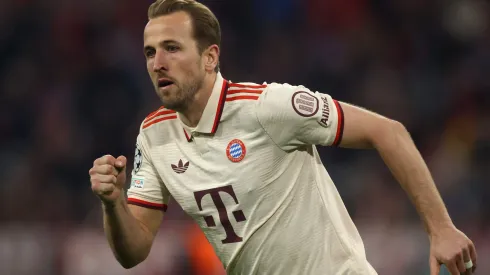 Harry Kane em campo pelo Bayern (Photo by Alex Grimm/Getty Images)