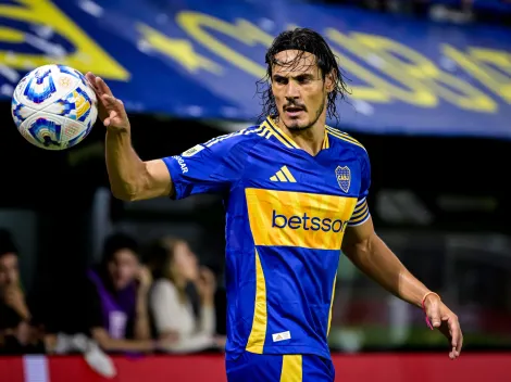 Pressão no Boca: Tevez orienta Cavani em momento delicado