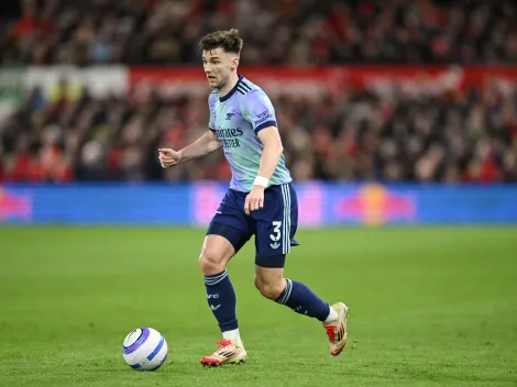 Mercado em ebulição: gigantes europeus duelam por atacante Jesse Derry