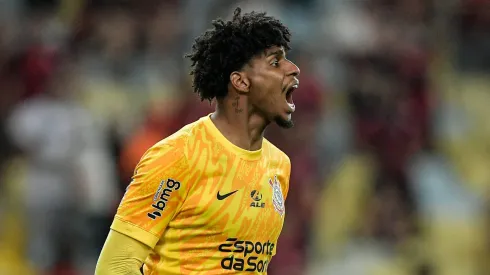 Corinthians deve ter Hugo Souza de volta contra o Racing-URU.