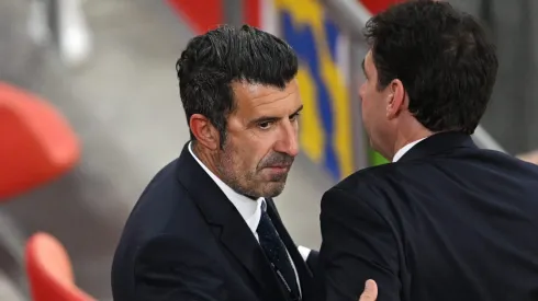 Figo apresenta o Prêmio Laureus. Foto: Matthias Hangst/Getty Images