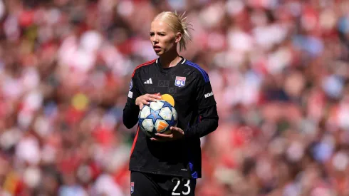 Jogadora do Olympique Lyonnais feminino (Photo by Paul Harding/Getty Images)