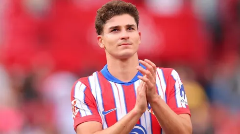 Barcelona pode vender Gavi e Ronald Araújo para fechar com Julián Álvarez, do Atlético de Madrid (Photo by Fran Santiago/Getty Images)