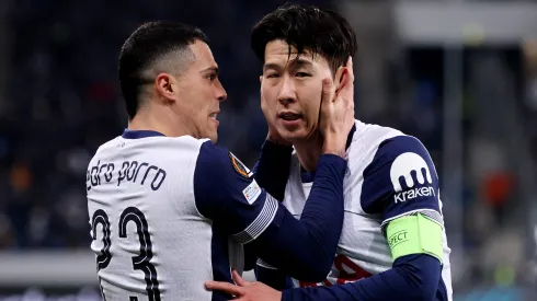 Pedro Porro e Son em jogo do Tottenham. Foto: Alex Grimm