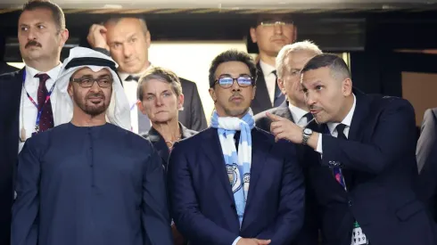 Donos do City são cobrados publicamente pela torcida. Foto: Catherine Ivill/Getty Images