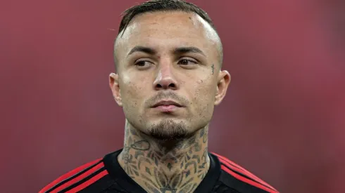Flamengo deixa o Grêmio de lado e decide vender Everton Cebolinha para o exterior.