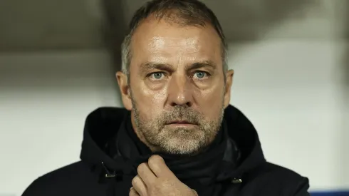 Hansi Flick, treinador do Barcelona. (Photo by Srdjan Stevanovic/Getty Images)