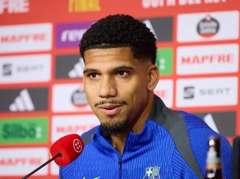 Ronald Araújo defende árbitro após ataque do Real Madrid