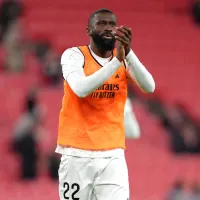 Fanáticos alfinetam crise do Real Madrid e torcida do Barcelona se aproveita: “Um gol contra de Rüdiger”