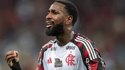 Gerson se anima com salário oferecido e pode trocar o Flamengo pelo Zenit.
