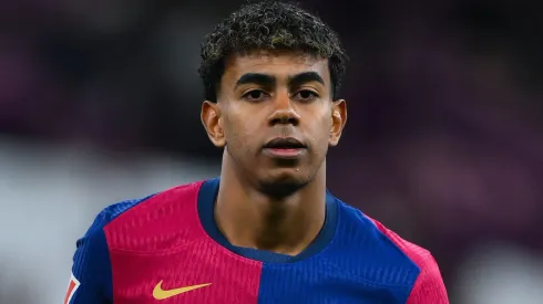 Lamine Yamal, do Barcelona, provoca o Real Madrid antes do El Clásico (Photo by David Ramos/Getty Images)