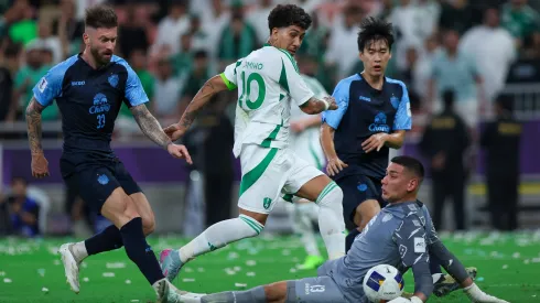 Firmino é decisivo contra o Al-Hilal (Photo by Yasser Bakhsh/Getty Images)
