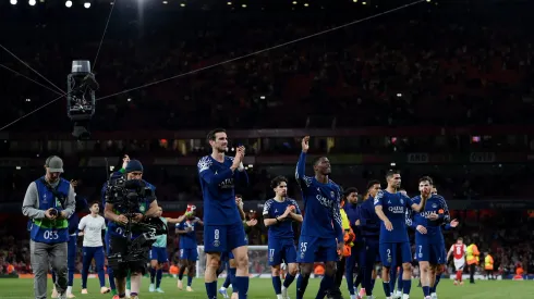 PSG comemora vitória sobre o Arsenal (Photo by Justin Setterfield/Getty Images)