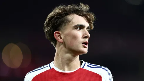 Max Dowman em jogo pelo Sub-18 do Arsenal. Foto: James Fearn/Getty Images)
