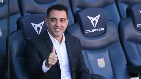 Ex-técnico do Barcelona, Xavi se torna o favorito para substituir Ange Postecoglou no Tottenham. (Photo by David Ramos/Getty Images)