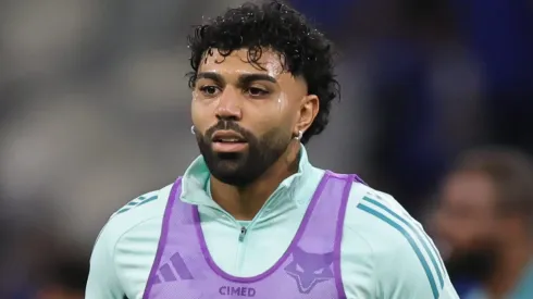 Gabigol enfrenta seu ex-clube em jogo decisivo entre Cruzeiro e Flamengo no Campeonato Brasileiro. Foto Gilson LoboAGIF