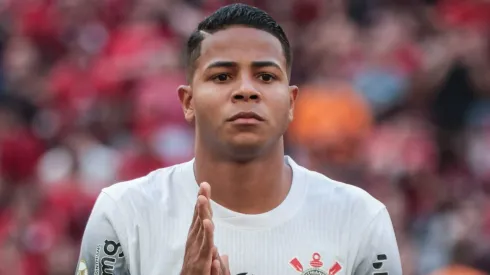 Flamengo vai ao mercado em busca de reforços. Foto: Robson Mafra/AGIF