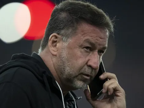 Augusto Melo pode trocar Nike por Adidas em 2026