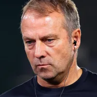 Hansi Flick, do Barcelona, deve escalar titular afastado por um mês no clássico catalão