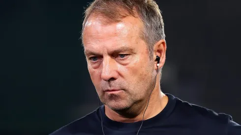 Hansi Flick, do Barcelona, deve iniciar com Balde contra o Espanyol.