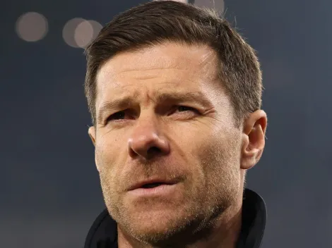 Leverkusen sonda Ten Hag após saída de Xabi Alonso