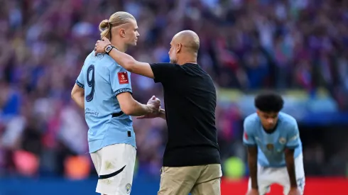 Haaland e Guardiola juntos em campo