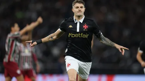 Vegetti comemora gol no Vasco. Foto: Lucas Figueiredo/Getty Images
