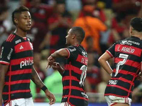 De La Cruz fica de fora de clássico contra o Palmeiras