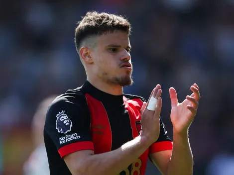 City e Liverpool querem tirar Milos Kerkez do Bornemouth