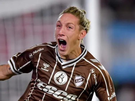 River Plate perde e Platense supera o rival diante de 80 mil pesssoas