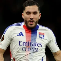 Rayan Cherki passa a ser desejado pelo Manchester United em meio a interesse do Liverpool