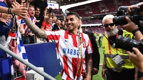 Ángel Correa se despedindo do Atlético de Madrid. Foto: Denis Doyle