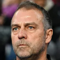 Meia decide deixar o Barcelona de Hansi Flick e aceita proposta milionária do Al-Sadd