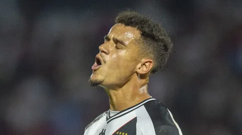 Coutinho passa por situação tensa. Foto: Foto: Anderson Romao/AGIF