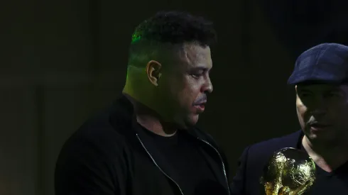 Ronaldo com a taça da Copa do Mundo. Foto: Buda Mendes/Getty Images