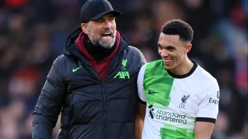 Jürgen Klopp manda a real sobre ida de Arnold do para o Real Madrid: "Desliguei a TV". (Photo by Justin Setterfield/Getty Images)