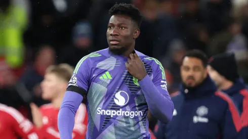 Manchester United avalia a contratação de John, do Botafogo, para substituir Onana. (Photo by Clive Brunskill/Getty Images)