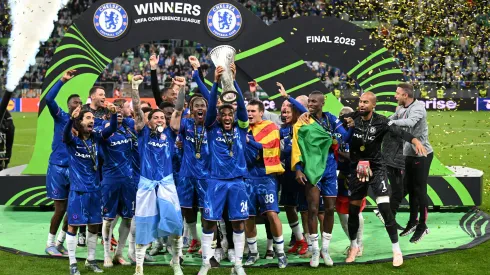 O Chelsea fez história ao vencer o Real Betis por 4 a 1 e conquistar a Liga Conferência da UEFA. Com isso, o clube inglês se torna o primeiro a conquistar todos os títulos continentais possíveis. (Foto: Stuart Franklin/Getty Images)