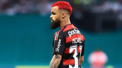 Flamengo aceita vender Michael ao Al-Duhail, mas impõe uma condição.