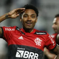 Ex-Flamengo, Vitinho pode reforçar o Internacional na Libertadores após ficar livre no mercado