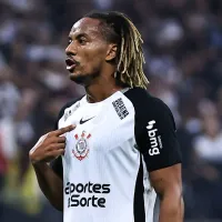 André Carrillo é barrado no Corinthians para o jogo contra o Vitória pelo Brasileirão