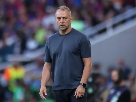 Hansi Flick não irá contratar lateral-direito após ascensão de Eric García