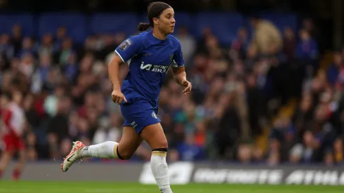 Sam Kerr segue sem jogar a mais de um ano e passa por mais um tratamento de lesão (Photo by Richard Heathcote/Getty Images)