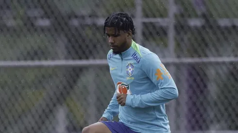 Andrey durante treino da Seleção Brasileira. Foto: Rafael Ribeiro/CBF
