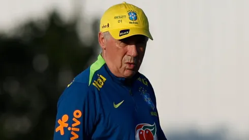 Carlo Ancelotti em treino da Seleção Brasileira