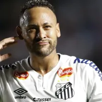 Pai de Neymar decide ouvir clube do exterior e saída do Santos ganha força