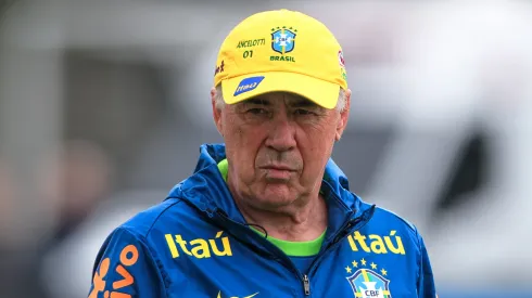 Carlo Ancelotti em treino da Seleção Brasileira