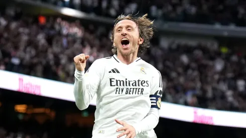 Real Madrid toma decisão sobre meia capaz de substituir Modric.