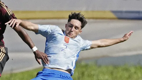 Jesús Fortea fica como alternativa na lateral. Foto: Ricardo Nascimento/Getty Images